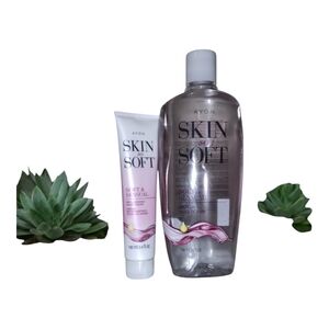 New Avon Skin so Soft - Soft & Sensual Replenishing Duo (Bath Oil + Hand Cream)